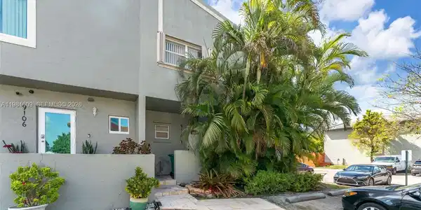 9110 SW 203rd Ter