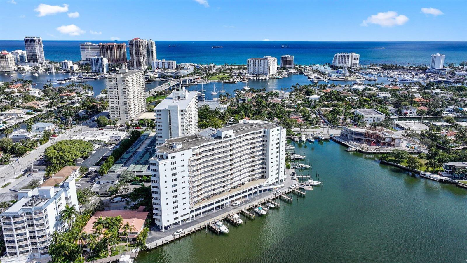 Image 2: 333 Sunset Dr 501