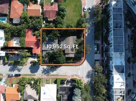 1435 / 1340 Bay Rd/Flamingo Way