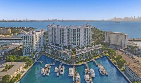 7910 W Harbor Island Dr