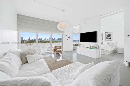 3 Island Ave