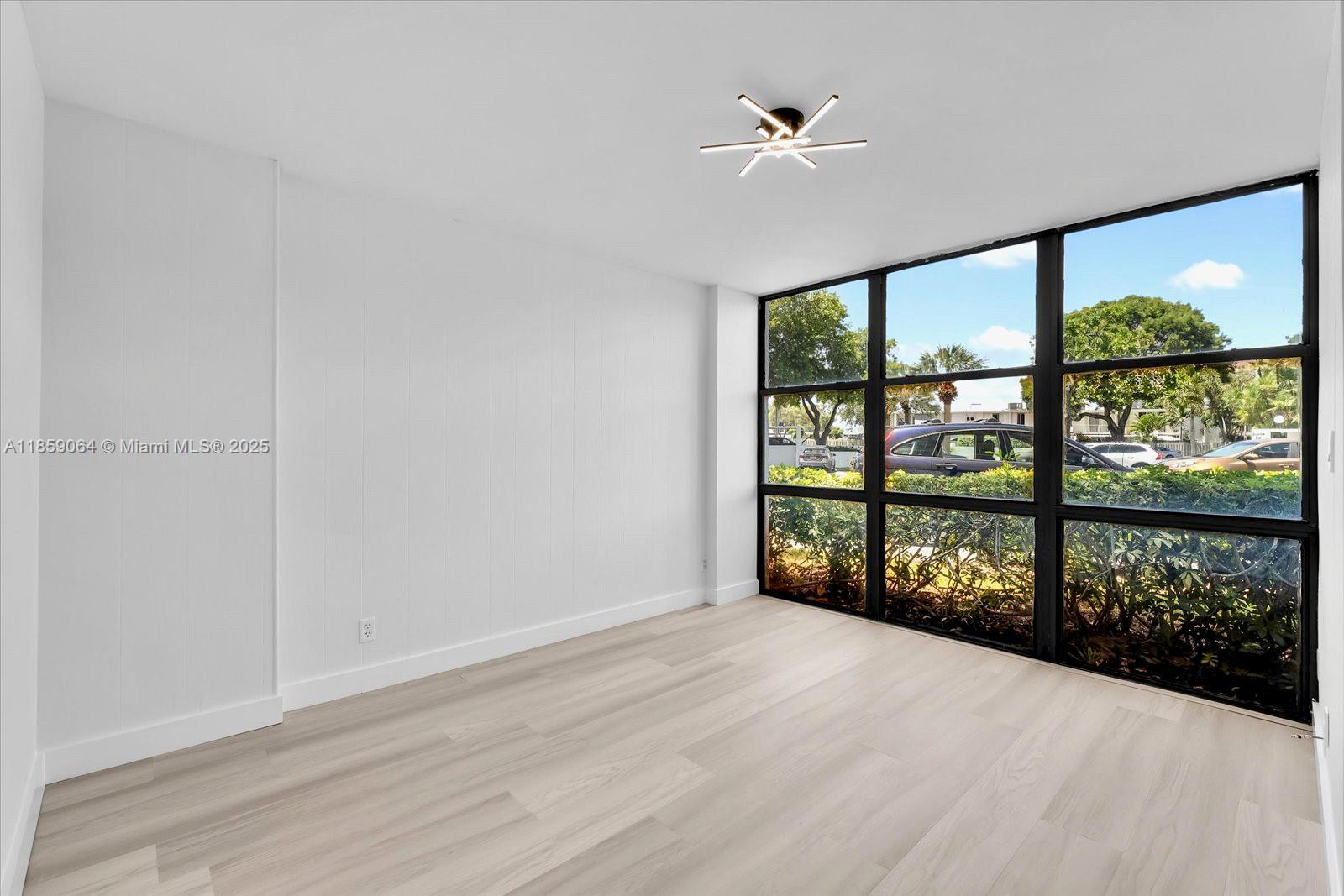 Image 3: 1000 Parkview Drive, Unit #129, Hallandale Beach, FL 33009. Oceanview Park Condo. Three Islands. For