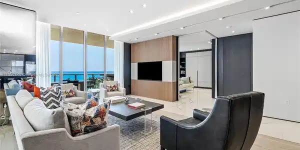 9701 Collins Ave Unit 704S