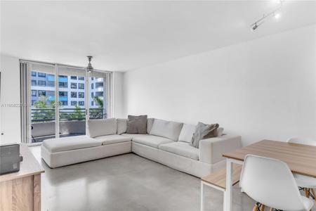 1401 Bay Rd