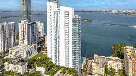 2020 N Bayshore Dr