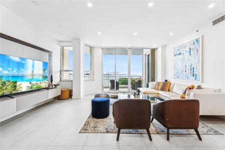 808 Brickell Key Dr