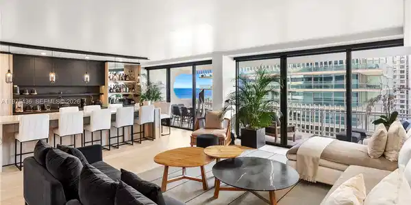10205 Collins Ave