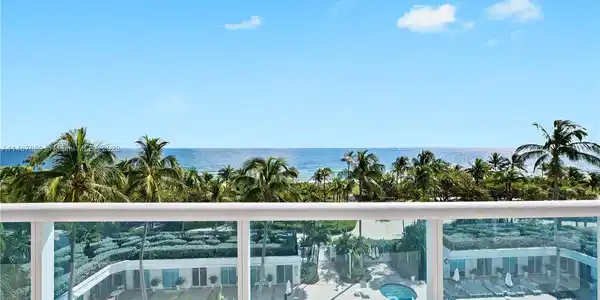 10101 Collins Ave