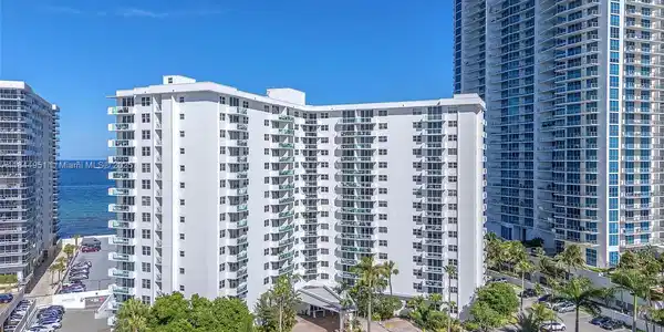 3001 S Ocean Dr