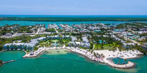 2600 Overseas Hwy
