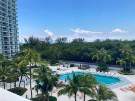 100 Bayview Dr Unit 526