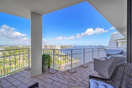 4000 Towerside Ter