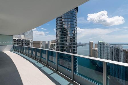 200 Biscayne Boulevard Way