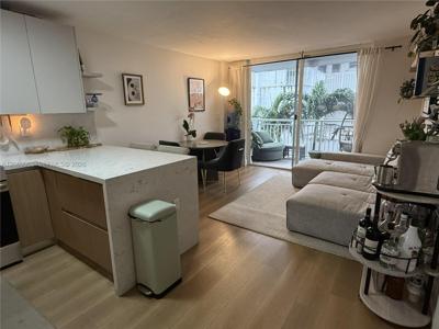 1666 West Ave