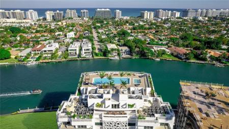 9261 E Bay Harbor Dr