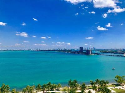 1800 N BAYSHORE DR