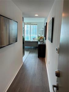 950 Brickell Bay Dr
