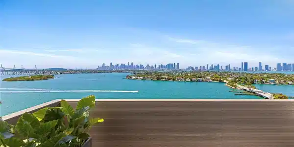 5 Island Ave