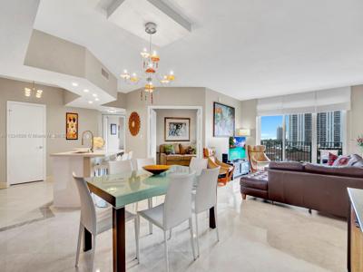19900 E Country Club Dr Unit 705