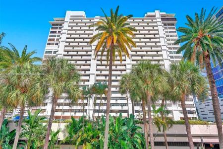 936 Intracoastal Dr