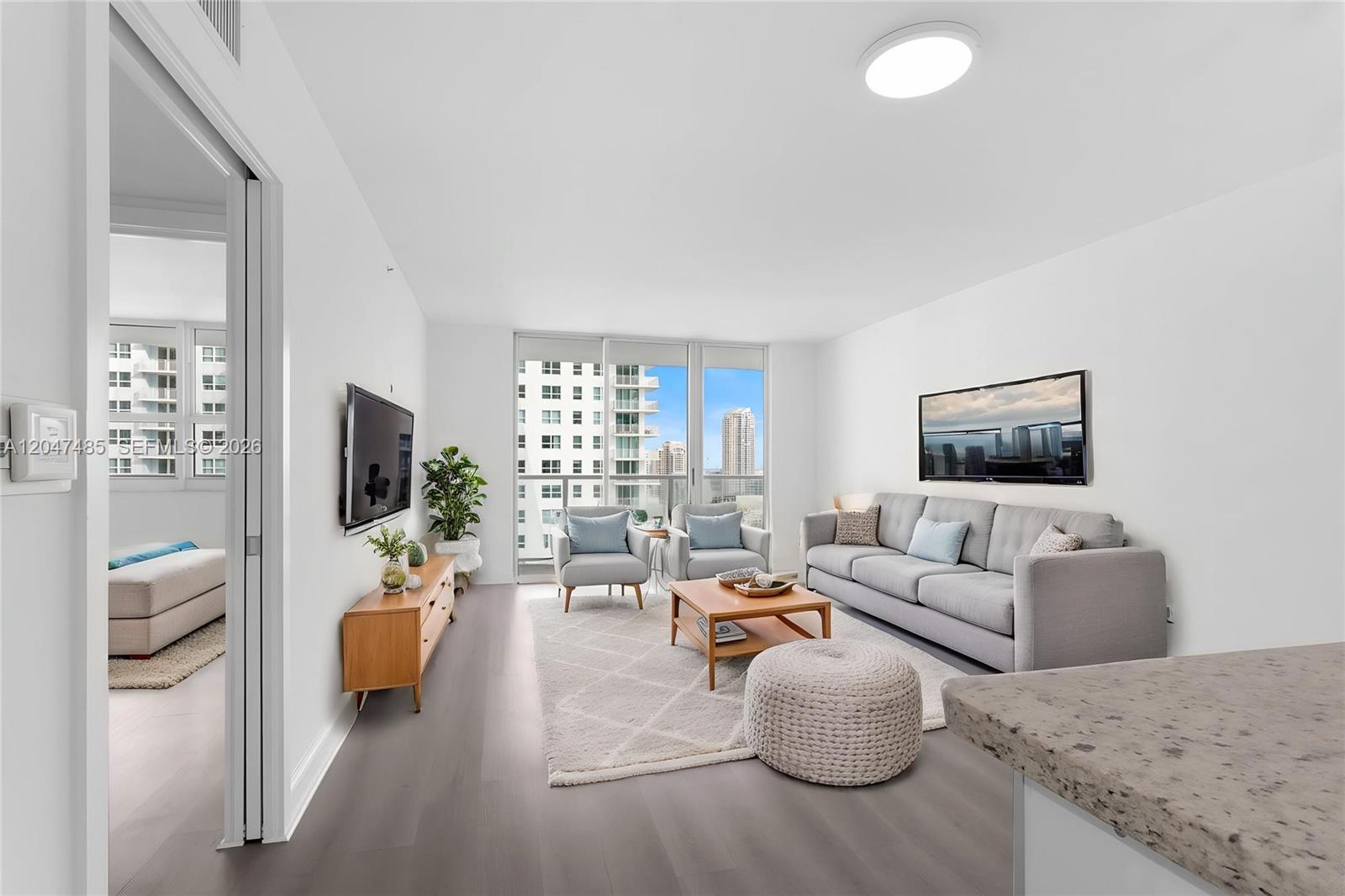 Image 4: virtual staging