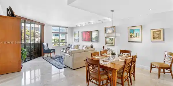 141 Crandon Blvd