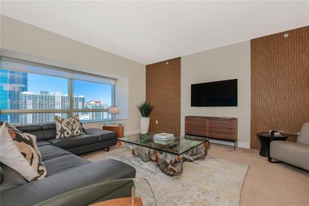 1435 Brickell Ave