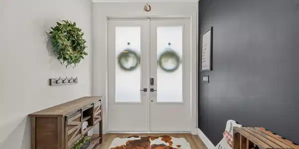 2867 SW BUTTERFLY