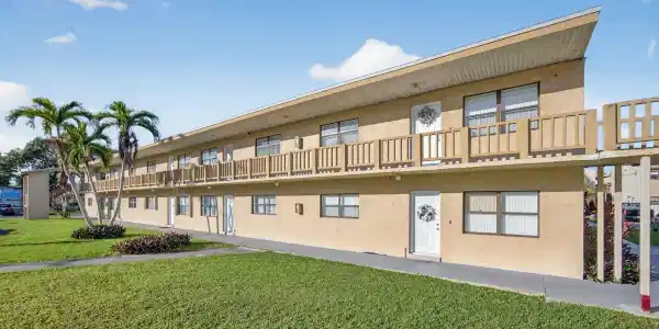 10350 SW 220th