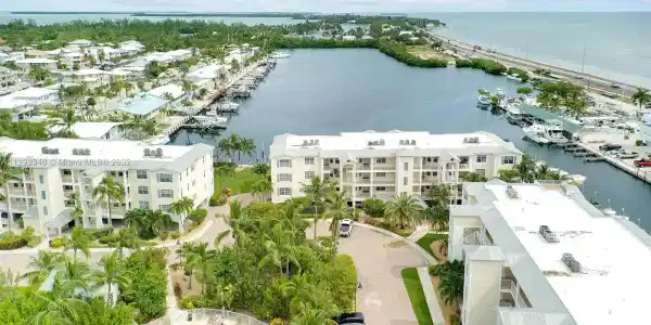 101 Gulfview Unit 308