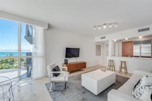 1500 Ocean Dr Unit 607