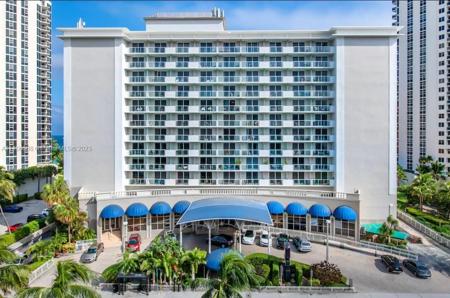 19201 Collins Ave Unit 527