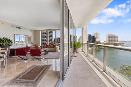 495 BRICKELL AVENUE
