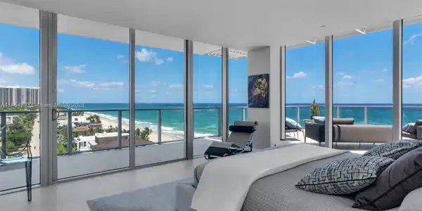 2200 N Ocean Blvd