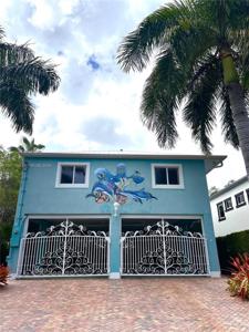 24 Tarpon Ave