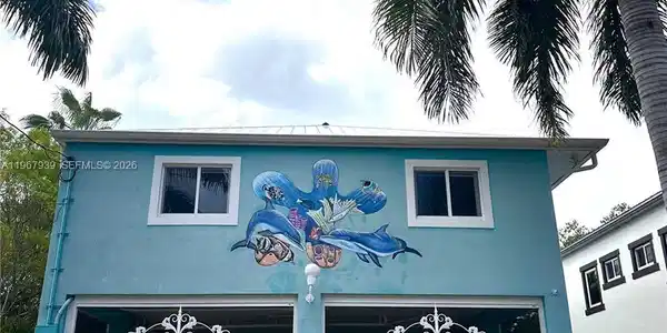 24 Tarpon Ave