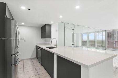 1717 NE Bayshore Dr
