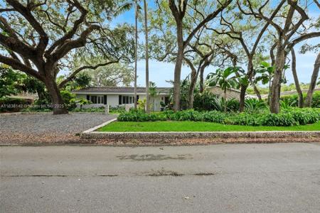 7830 SW 51st Ave