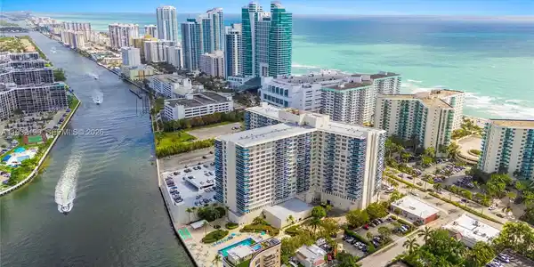 3800 S Ocean Dr