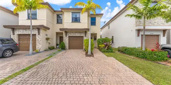 25034 SW 107th Ct
