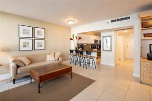 100 Lincoln Rd Unit 504
