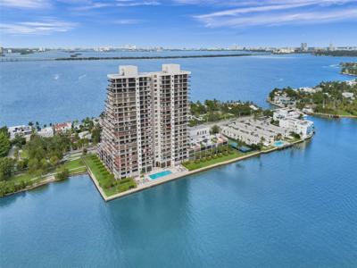 1000 Venetian Way