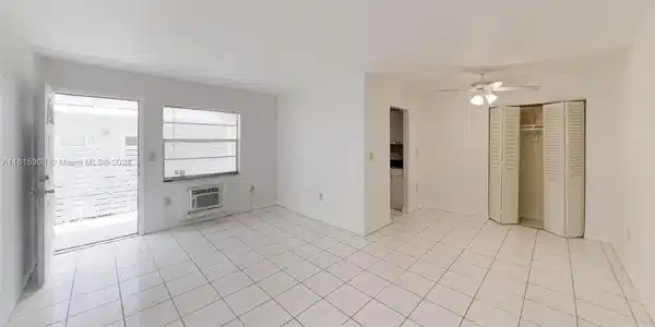 734 Meridian Ave
