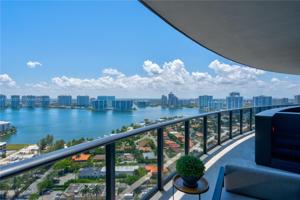 18555 Collins Ave Unit 2403