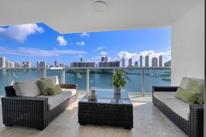 3201 NE 183rd St Unit 1103