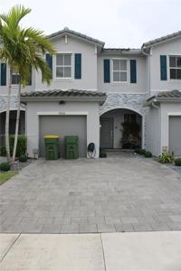 2606 SE 13th St
