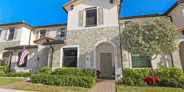 10125 SW 228th Ter