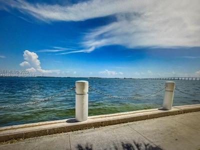 1420 Brickell Bay Dr
