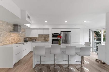 120 Jefferson Ave