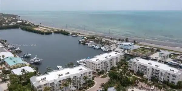 101 Gulfview Dr